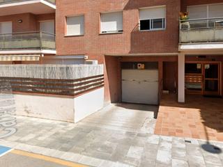 Aparcament cotxe a Carrer de pau casals 1. En venda de aparcament (parking) en calle de pau casals, 1