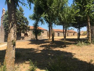 Maison jumelée à Calle la iglesia 6. Casa de piedra en pequeño y tranquilo paraiso en las inmediacion