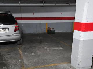 Location Parking moto à Carrer baró d'eroles 6. Garaje para 3 motos