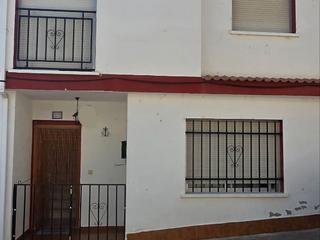 Casa adossada a Calle almendro 23. Chalet adosado en alcaudete de la jara. para entrar a vivir