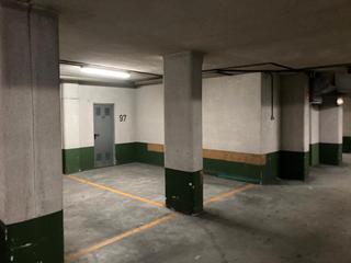 Location Parking voiture à Pamplona-iruñea kalea 11. Plaza de garaje con posibilidad de camarote por 20 euros más al