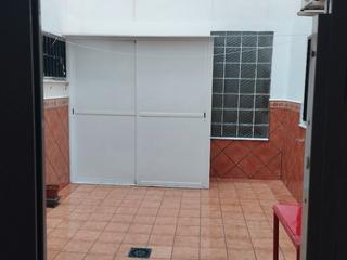Pis a Calle león 34. Piso muy bien distribuido mucha iluminación y centrico