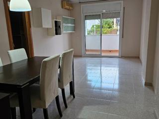 Piso en Carrer cúspide 3. Piso piscina