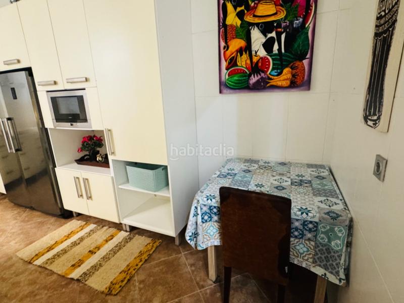 Foto f938a45e-6d4c-46f6-997f-de6f3beea622. Miete etagenwohnung in ejército español 8 in Centro Melilla