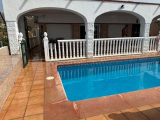 Casa en Urbanización alfamar  14. Venta de casa en salobreña