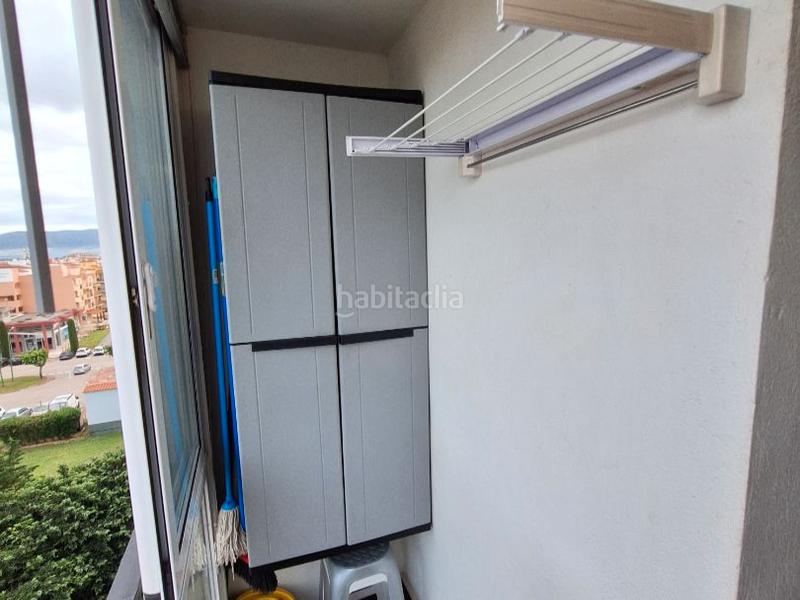 Foto bbcc9464-022c-4c62-a05a-a535ef6d78b4. Apartamento en carrer muga-delta 10 1 er ligne de mer avec place de parking privé secteur muga en Empuriabrava
