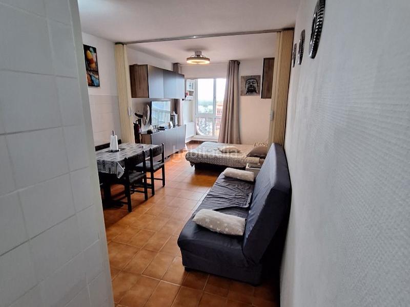 Foto c1bd49b1-05c0-4717-8f47-c0ed5f243eb1. Apartamento en carrer muga-delta 10 1 er ligne de mer avec place de parking privé secteur muga en Empuriabrava