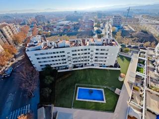 Pis a Crtra de terrassa  519. Atico con vistas de infarto, piscinas