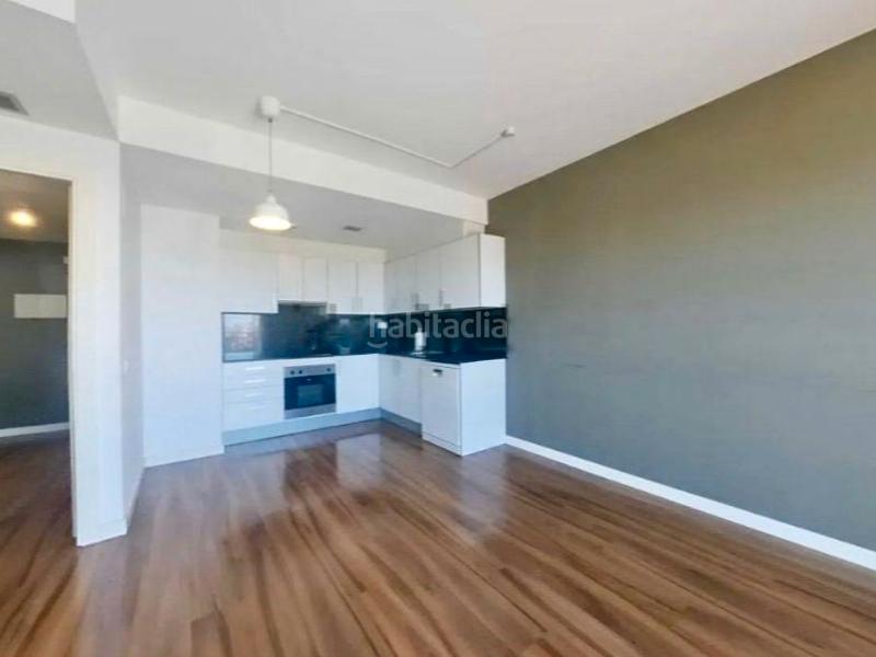 Foto de959772-2b8a-46f5-a750-3bc5caae1114. Pis a crtra de terrassa 519 a Can Gambús Sabadell