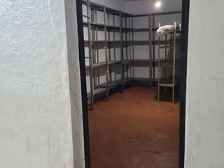 Location Local commercial à Calle marbella 2. Alquilo trastero-almacén (fuengirola)
