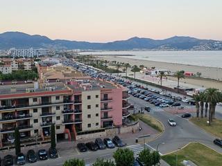 Piso en Passeig marítim 7. Piso espectacular con vistas panorámicas al mar