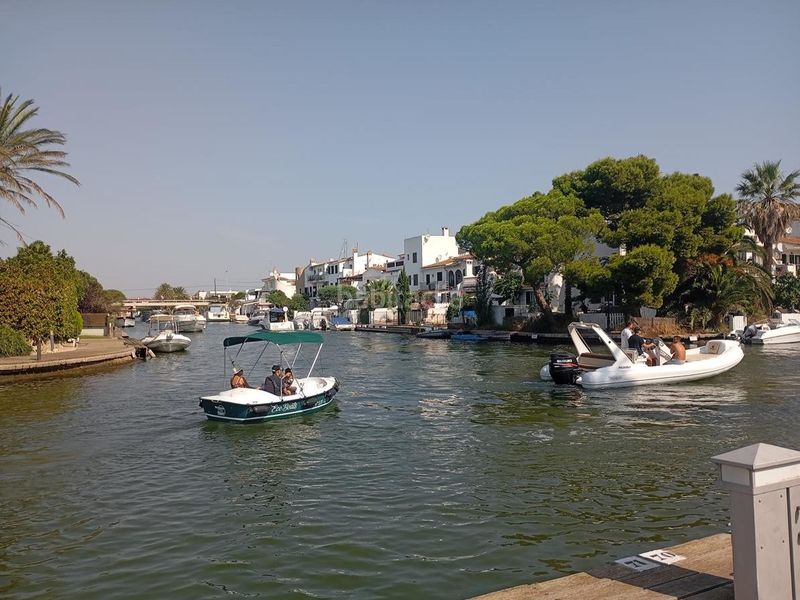 Foto d22133d2-8dc6-49aa-89e7-f177a30e2a50. Apartament a sant mori 8 a Moxó - Sant Mori Empuriabrava