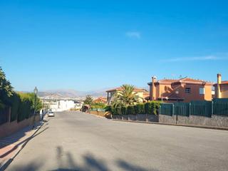 Terrain résidentiel à Calle retama 10. Solar en venta zona de chalets