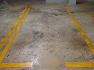 Location Parking voiture à Plaza de la concordia 4. Plaza de garaje en parque central, torrente