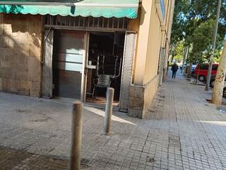 Pas-de-porte Local commercial à Calle menorca número 72, bar paraiso  72. Bar en traspaso