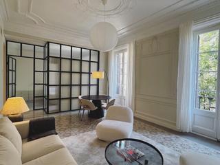 Location Appartement à Carrer d'aribau 7. Precioso y céntrico apartamento de diseño