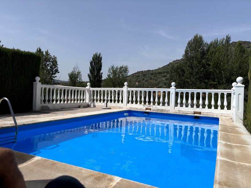 Foto 5112cb38-7576-4c5a-8c29-91b2c7460408. House in avda de jaen 47 in Valdepeñas de Jaén
