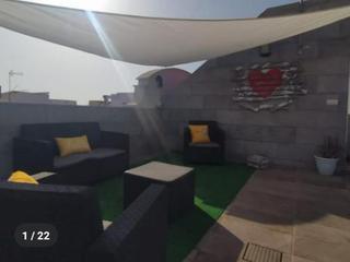 Piso en Zahara 10. Piso totalmente amueblado y equipado con gran azotea privada, co