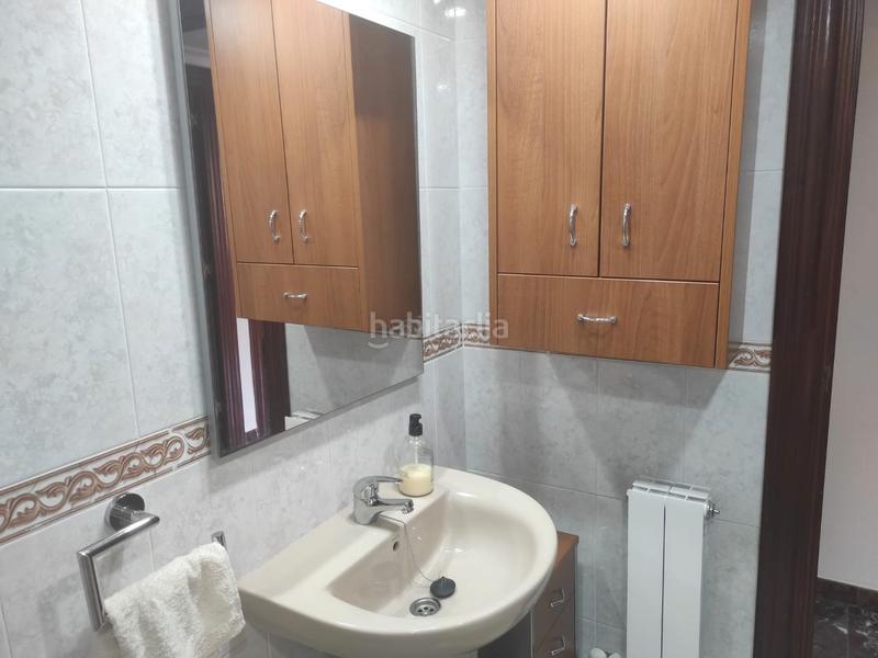 Foto 69da8dd4-76a9-4890-a8bf-897efbcc9eea. Alquiler piso en paseo de españa 13 piso totalmente equipado en pleno bulevar en Jaén