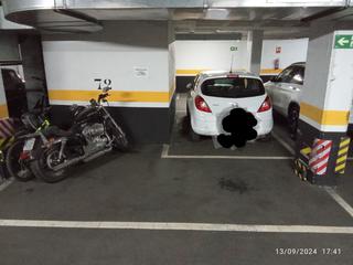 Miete Motorradparkplatz in Gasometro 22. Plaza para moto grande, a compartir con otras motos