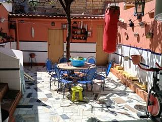 Maison à Calle ortega y gasset 2. Casa reformada -nueva en su eminencia