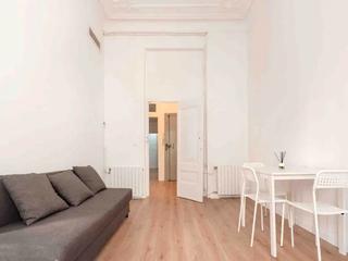 Miete Appartement in De les portadores 7. Hermoso apartamento en port vell