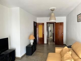 Piso en Calle realejo 32. Piso en muy buenas condiciones a 4 minutos del ayuntamiento