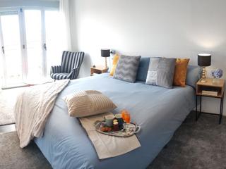 Casa a Calle la llosona 18. Loft exclusivo en casa individual con vistas al mar