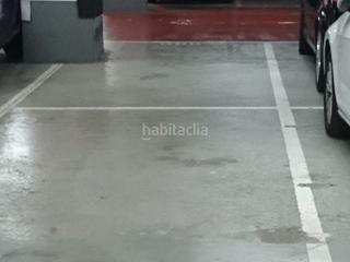 Parking coche en Av diagonal  427. Aparcamiento con vigilancia