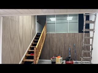 Alquiler Local Comercial en Envelat 23. Precioso local esquinero