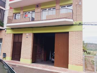 Casa en venta en artesa de segre. casa amplia y co