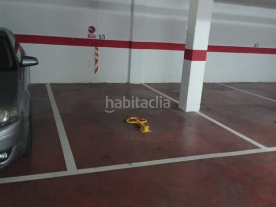 Foto fc81e80b-44d3-45e9-a56f-60dee1591f62. Lloguer aparcament cotxe a calle alpandeire 3 a La Concha - Resina Golf Estepona