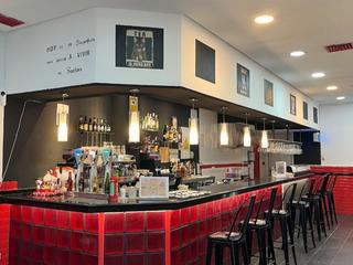 Traspaso Local Comercial en Avenida europa n`2 local 16. Traspaso bar