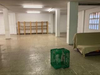 Local Comercial a Puigagut 22. Local como nuevo