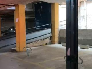 Car parking in Rambla del celler  133. Apto   moto