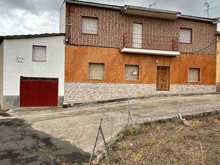 Maison à Callejón colmenar 8. Casa rural en cabezarrubias del puerto.