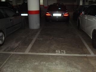Location Parking voiture à Travessera de les corts 39. Plaza de parquing junto al camp nou