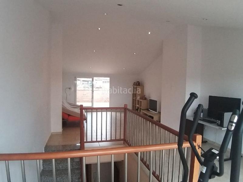 Foto 9b78827a-a21a-4eb5-9682-563ac9e4bbcd. Casa bifamiliare in avinguda polinyà 49 in Poble Nou Sabadell