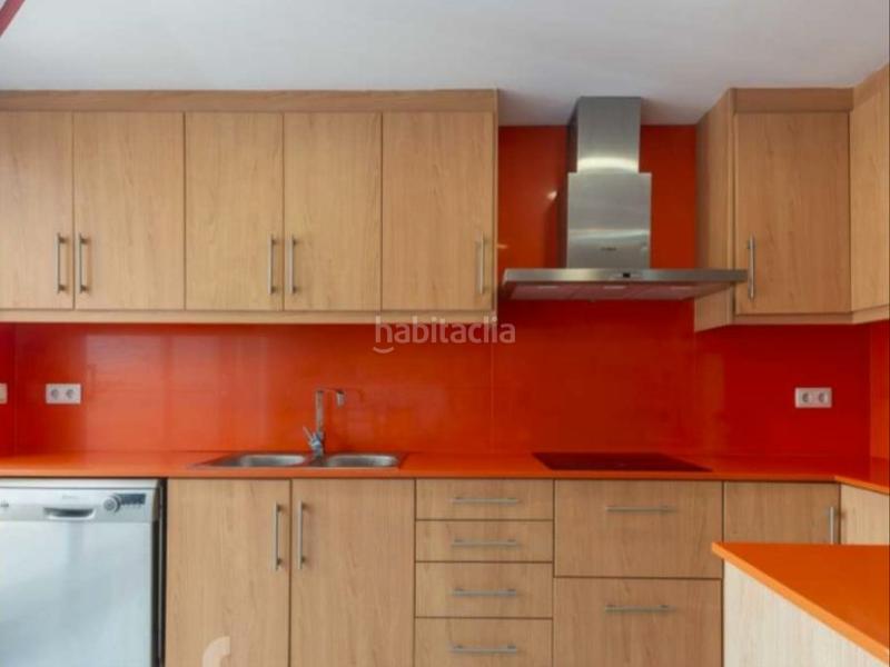 Foto a970ba54-60ef-4901-998b-5bca83fb86c1. Casa bifamiliare in avinguda polinyà 49 in Poble Nou Sabadell