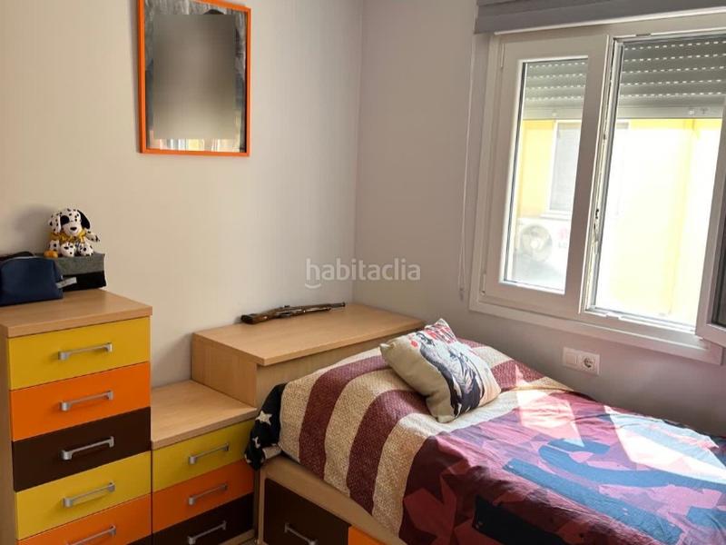 Foto 2871396c-17b9-492d-819a-42c41e744222. Casa adossada a avda 14 de abril 1 a Casines Puerto Real