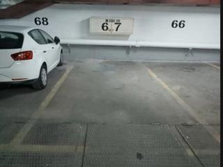Aparcament cotxe a Avenida llano castellano  13. Venta plaza garaje coche grande - tres olivos