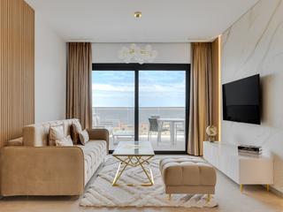 Lloguer Apartament a Avenida republica argentina 17. Stylish apartment in sunset cliffs by leo