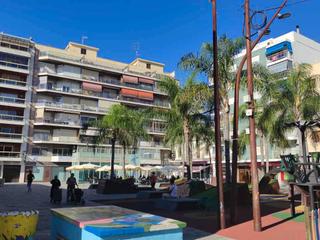 Casa a Plaça del mercat 10. Vivienda en centro de algemesi