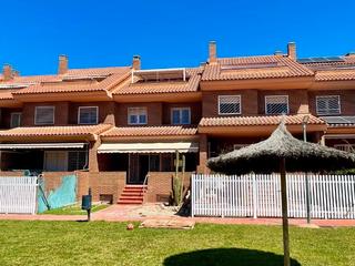 Casa en alquiler en alicante, ciudad jardín. casas