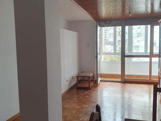 Appartement à Avenida de la coruña 77. Oportunidad piso en playa de coroso