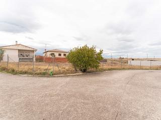 Terreny residencial a C/ sancho panza 1. Parcela urbanizable 1.000 m2 a 50 km de madrid