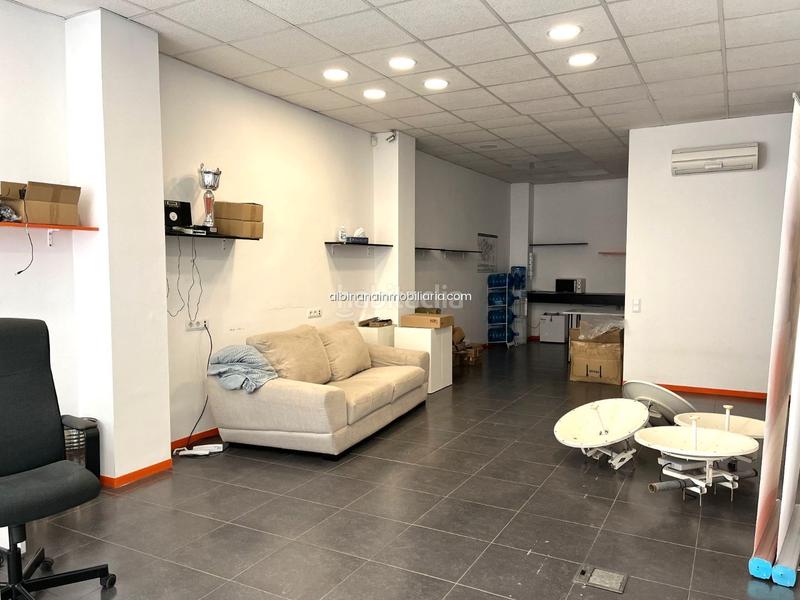 Foto 786b7a23-f4b8-40d9-8803-bf0b6201d037. Bureau dans pare lluis colomer 8 dans Sant Rafael Ontinyent