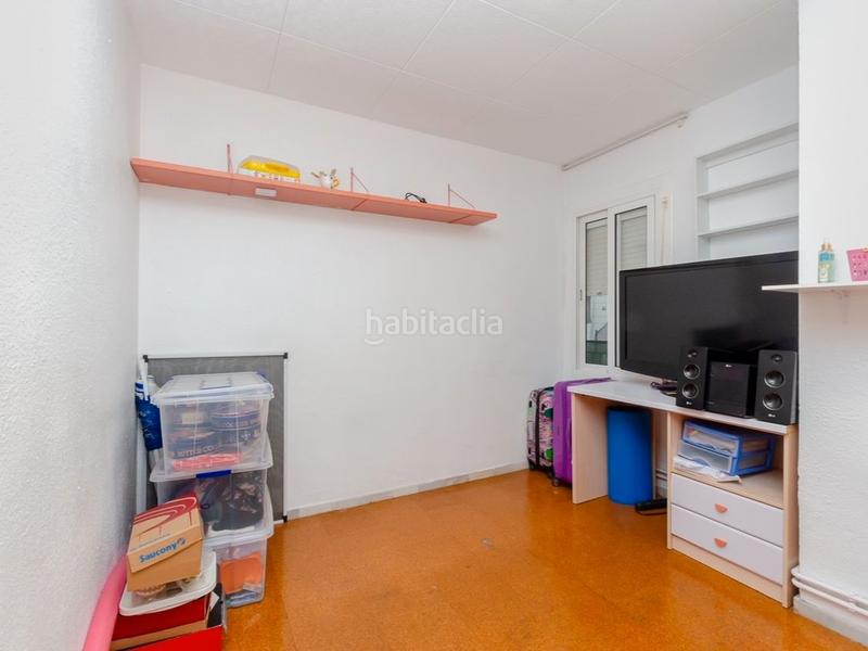 Foto 191f5c05-8ebc-43d8-b7a1-1eb1bc4f7acf. Piso en felip ii 16 oportunidad amplio piso en venta en Badalona
