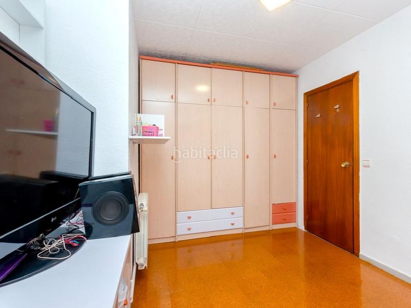 Foto 49668351-8e91-484a-802a-96c44f02bf94. Piso en felip ii 16 oportunidad amplio piso en venta en Badalona
