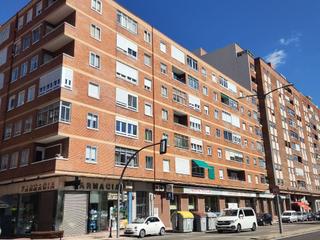 Appartement à Avda. gijón 16. Interesante piso